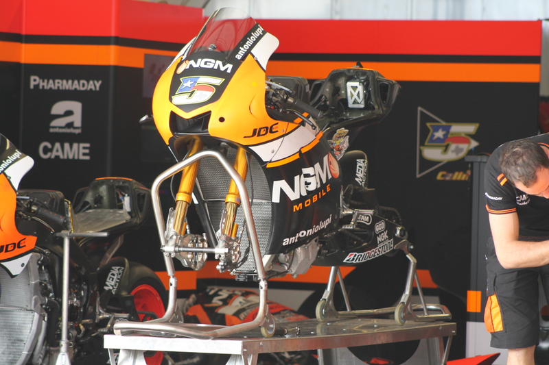 Illustration for article titled MotoGP Bikes In Various States Of Undress